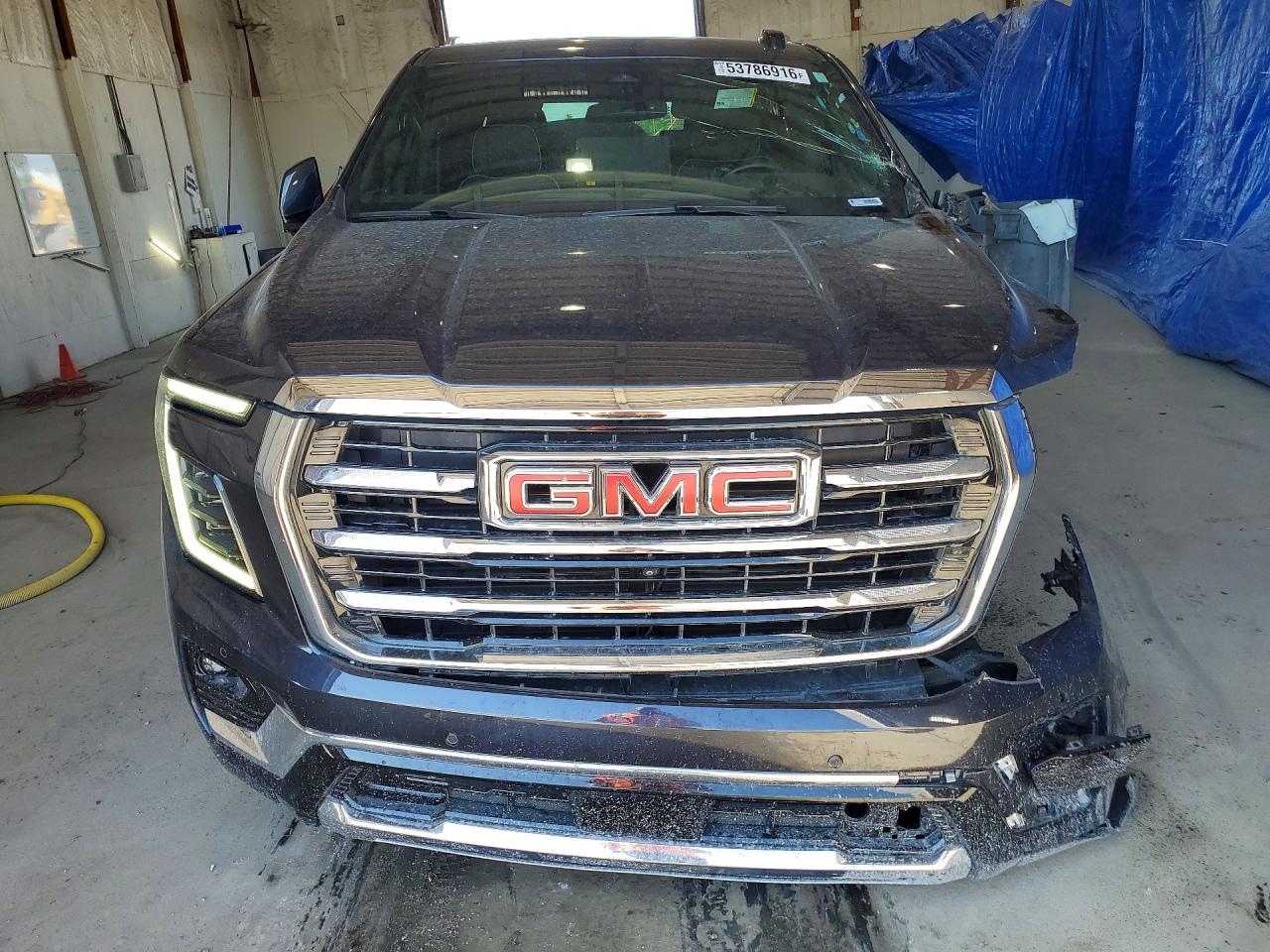 GMC Yukon Elevation