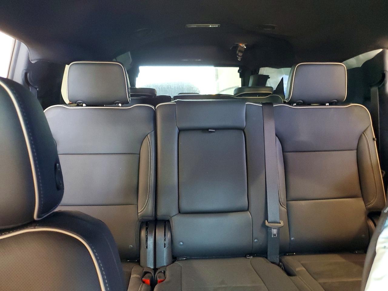 GMC Yukon Elevation