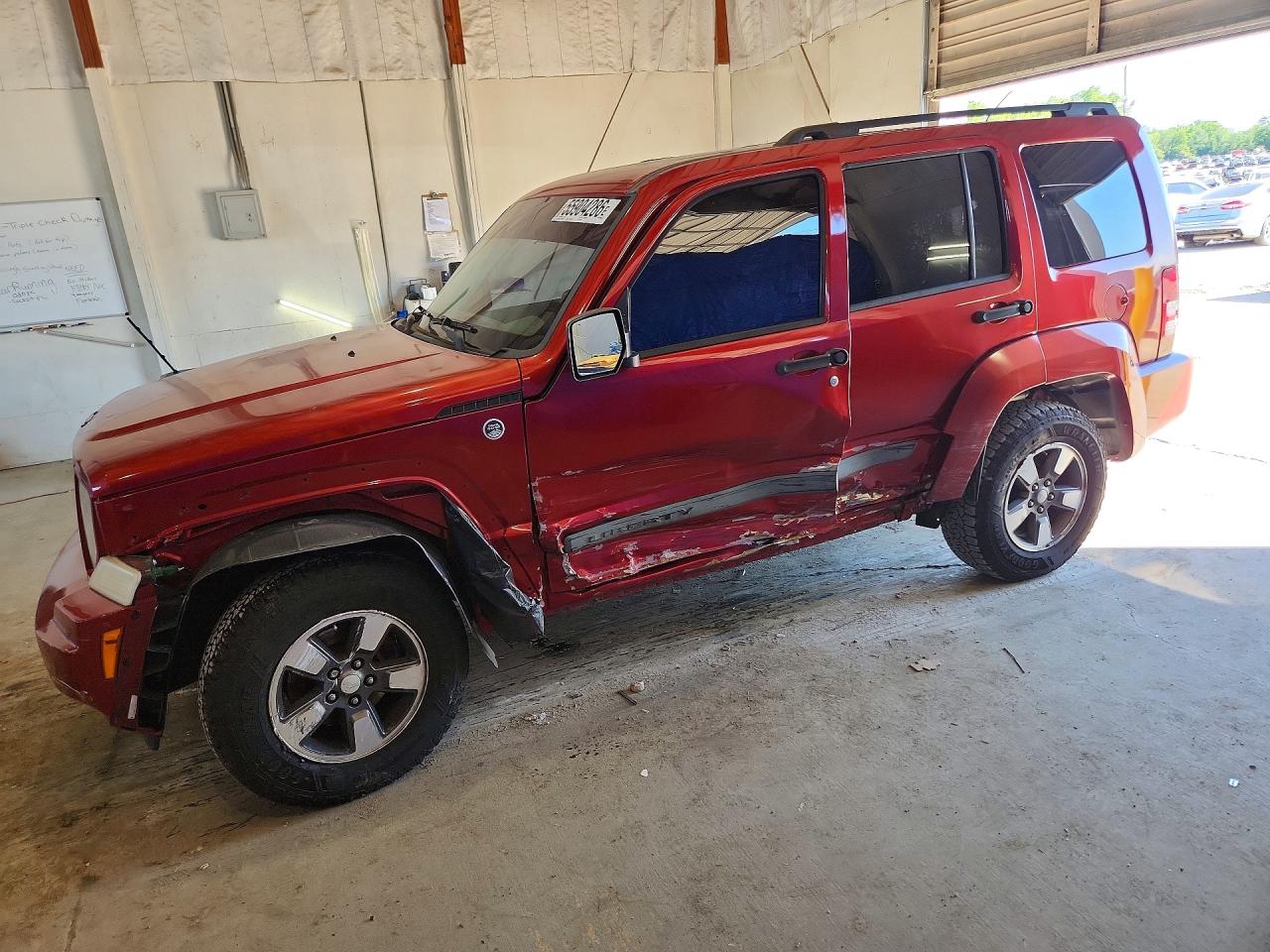 Salvage Jeep Liberty Image