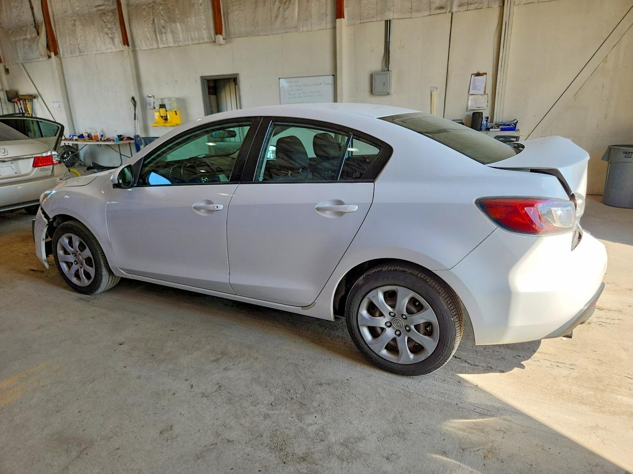 Mazda 3 I
