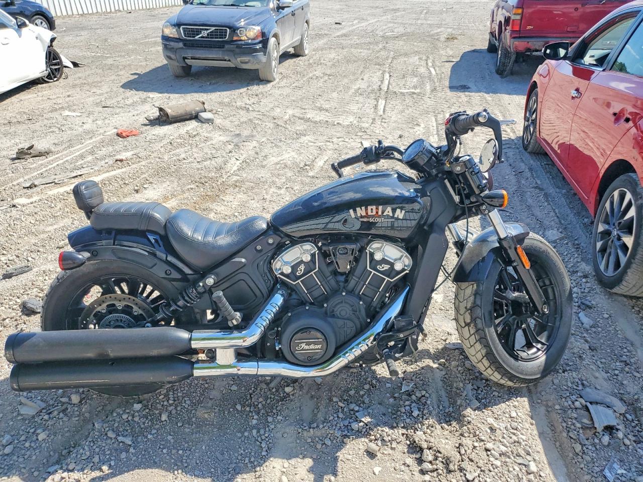 Salvage Indian Motorcycle Co. Motorcycle Image