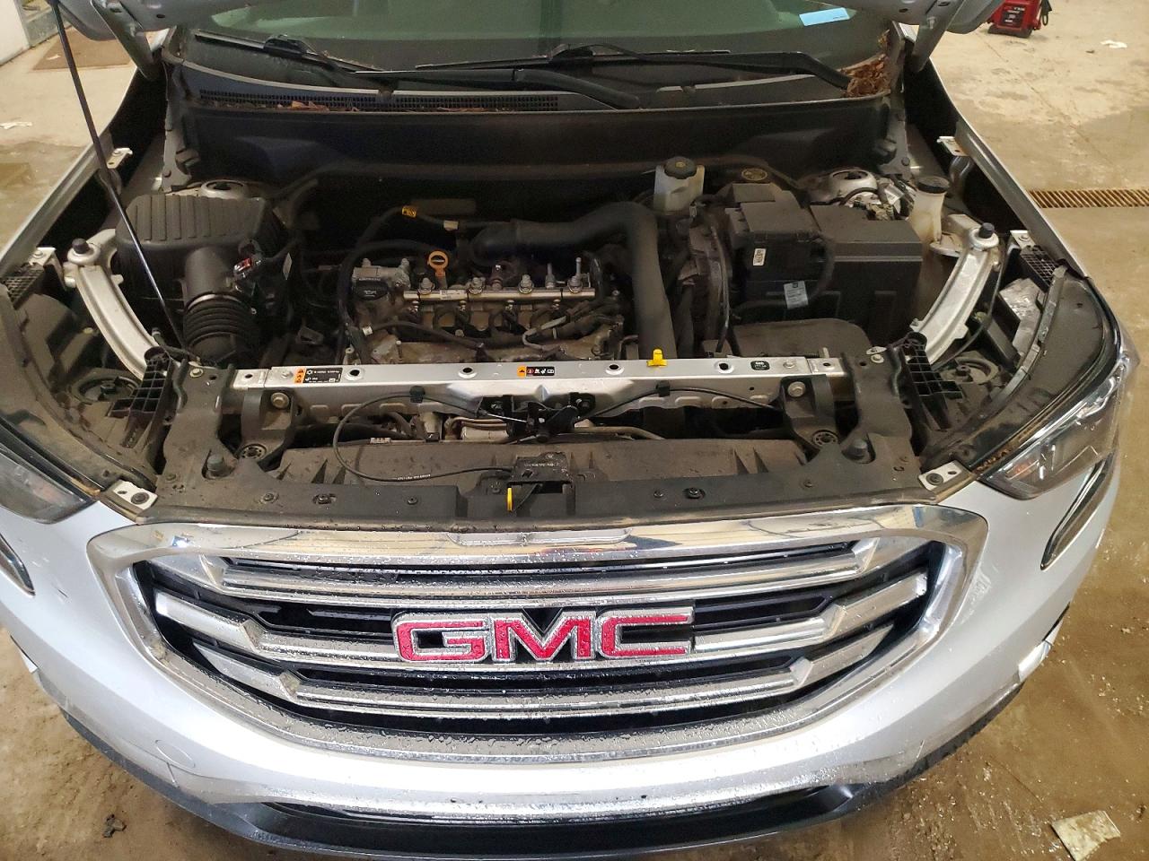 GMC Terrain Slt