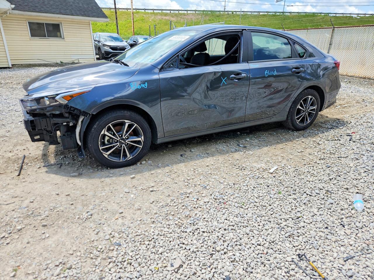 Salvage Kia Forte Image