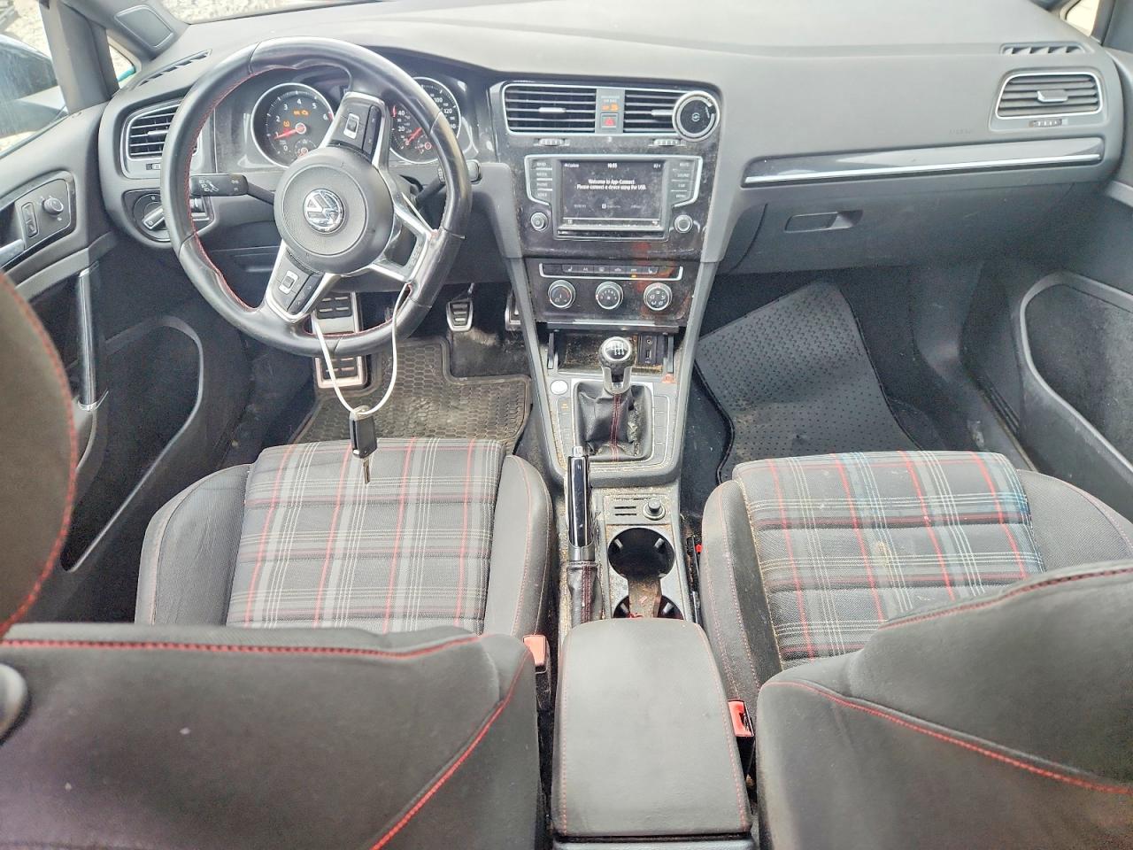 Volkswagen GTI Sport