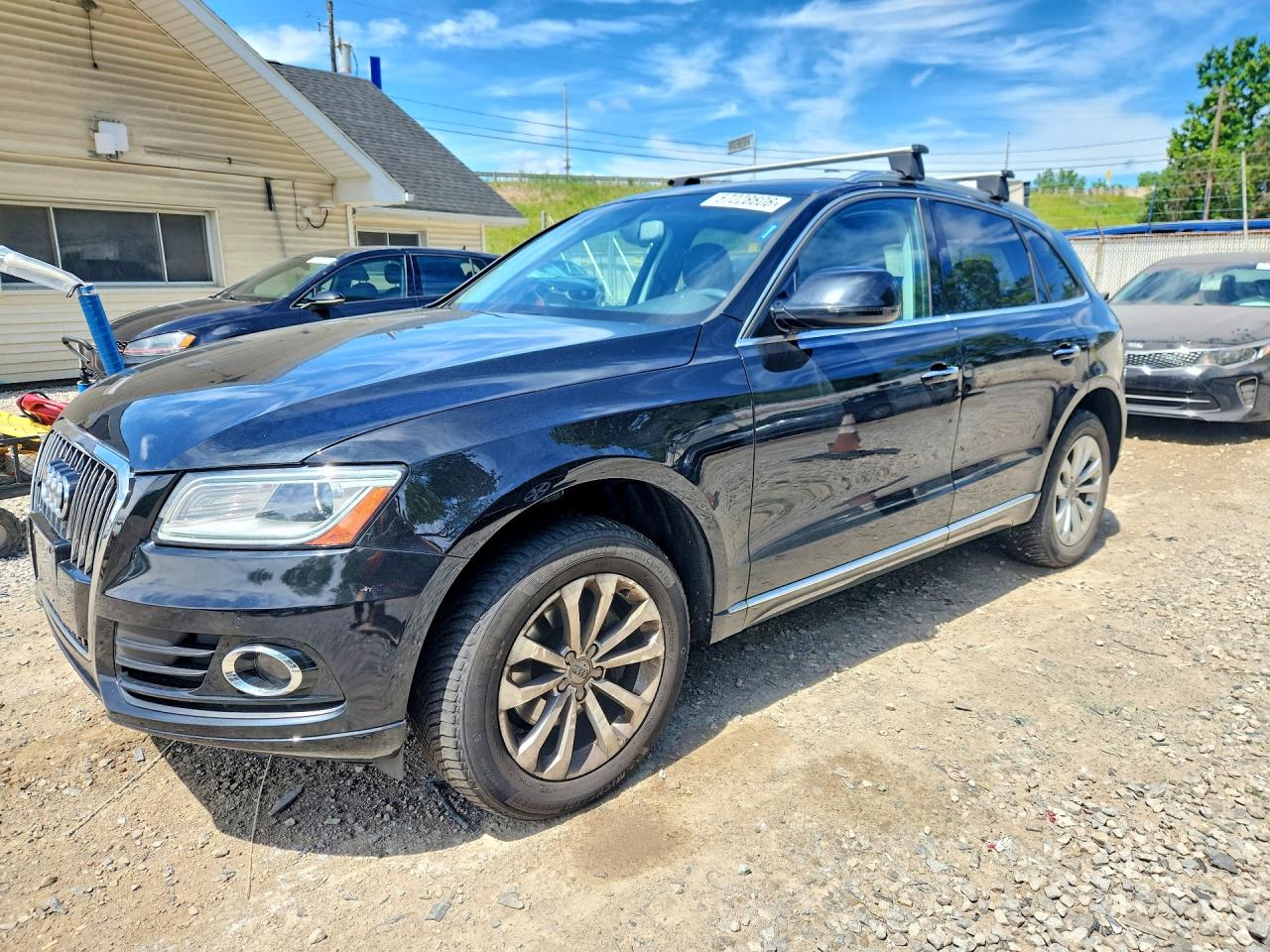 Salvage Audi Q5 Image