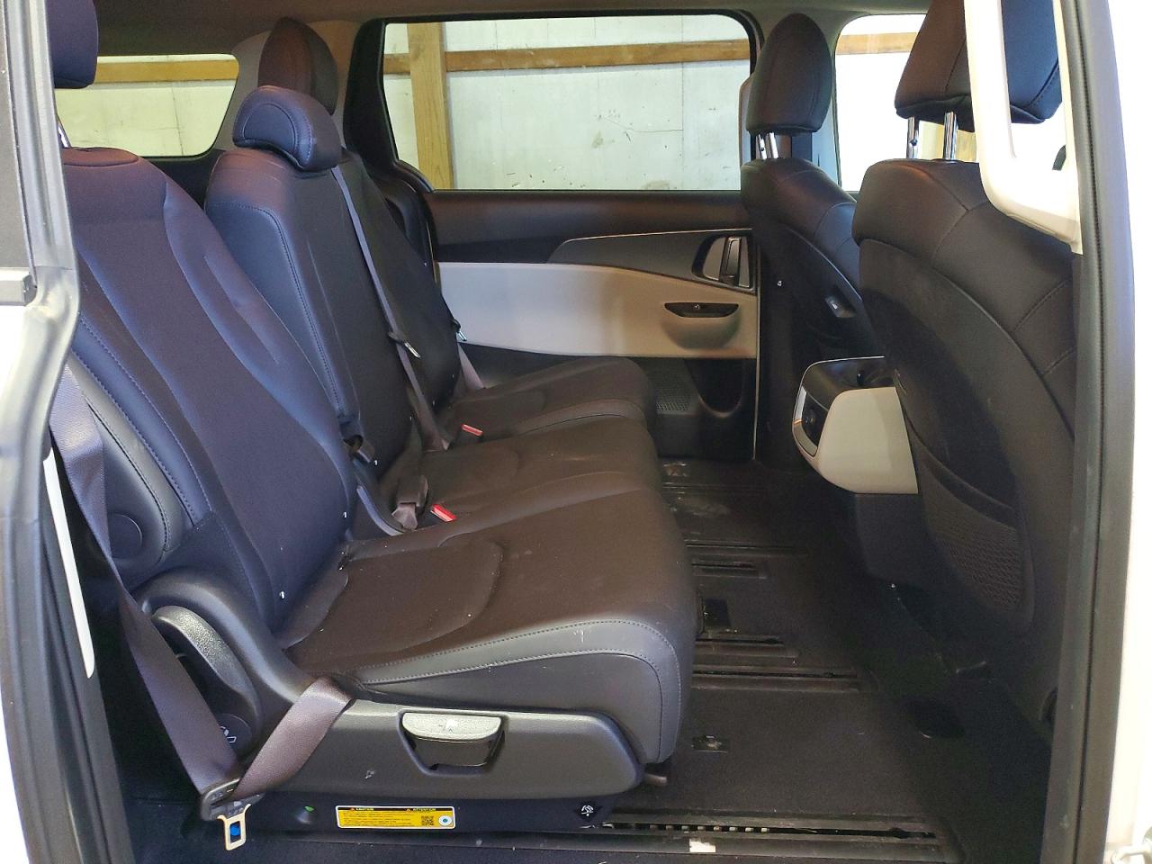 Kia Carnival Lx