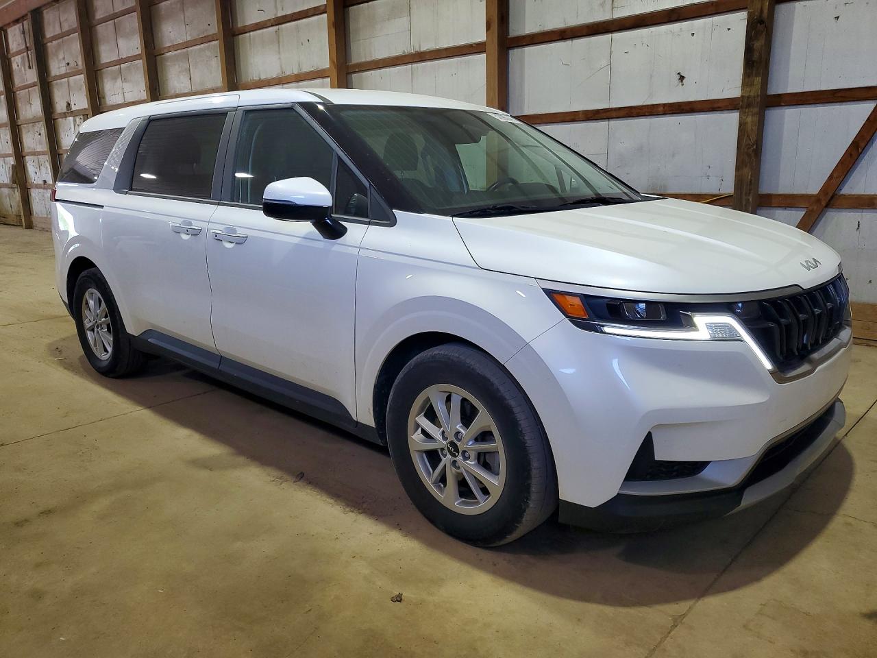 Kia Carnival Lx