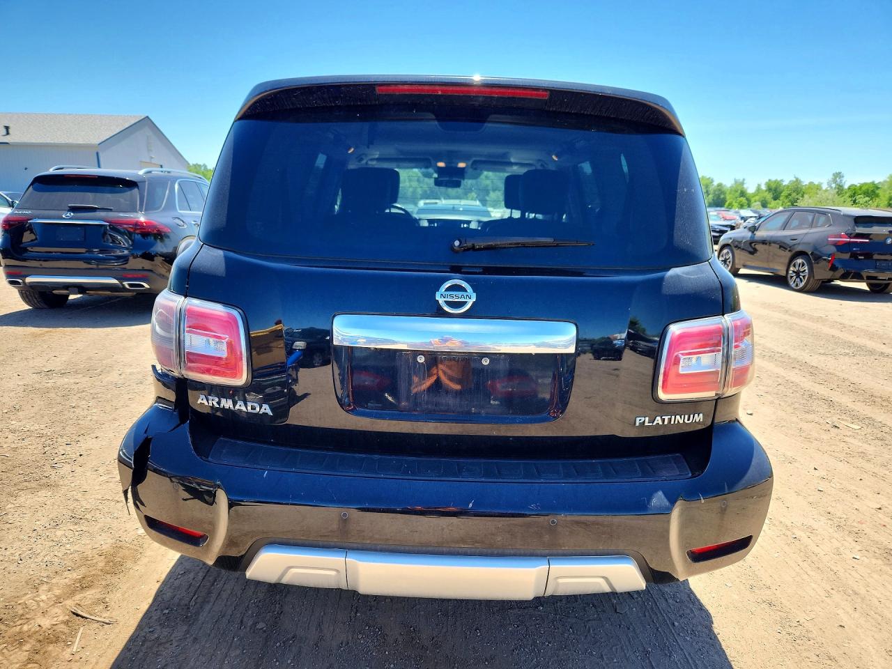 Nissan Armada Platinum