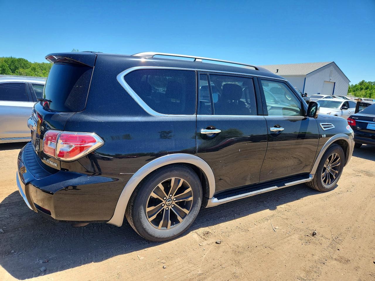 Nissan Armada Platinum