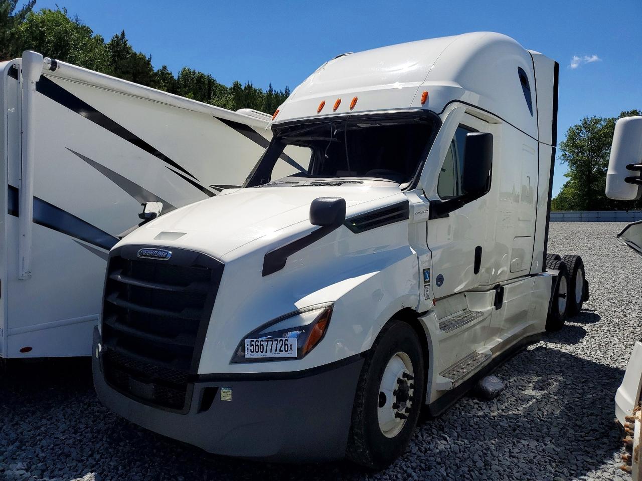 Freightliner Cascadia 126