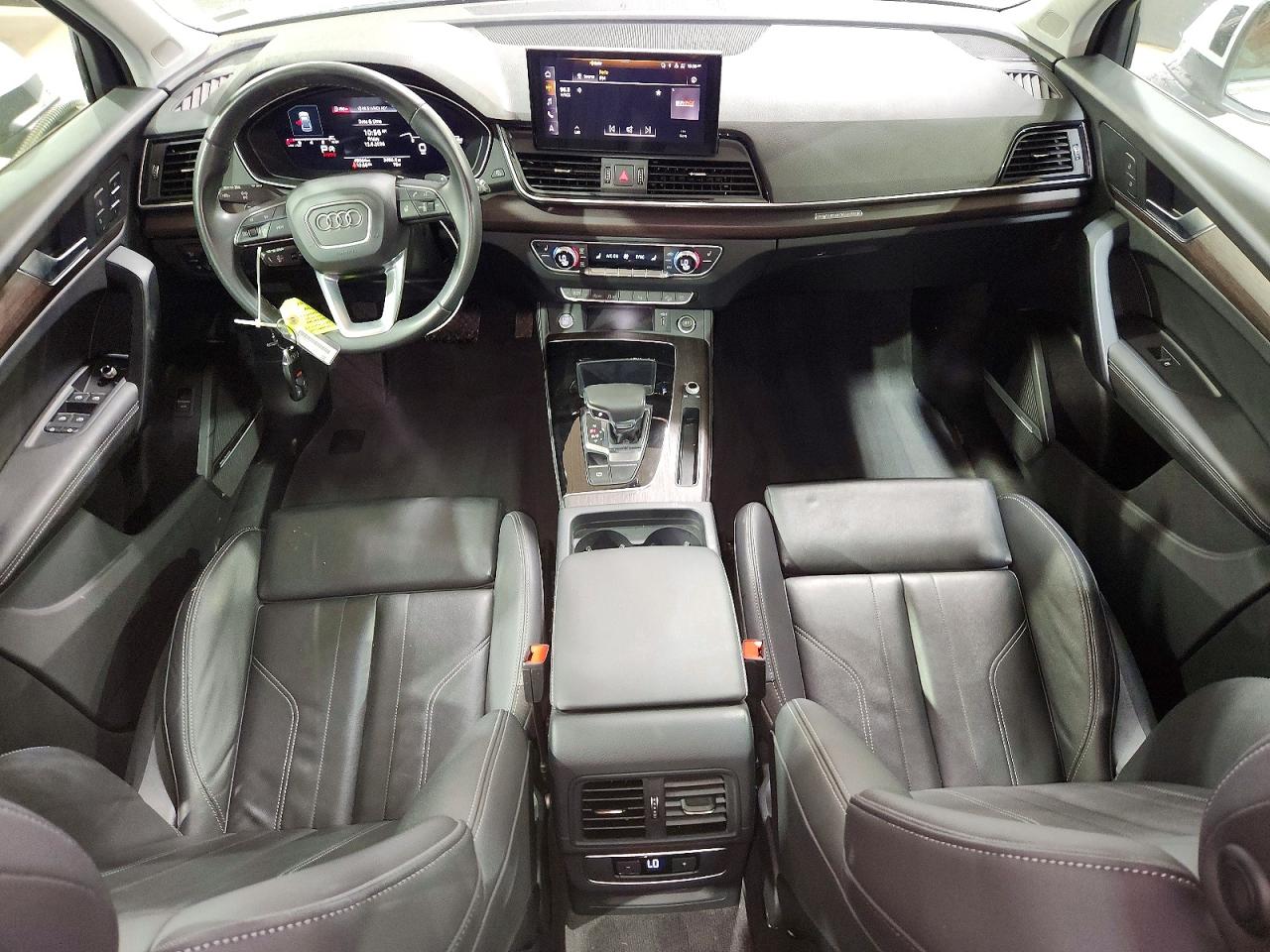 Audi Q5 Premium Plus 45