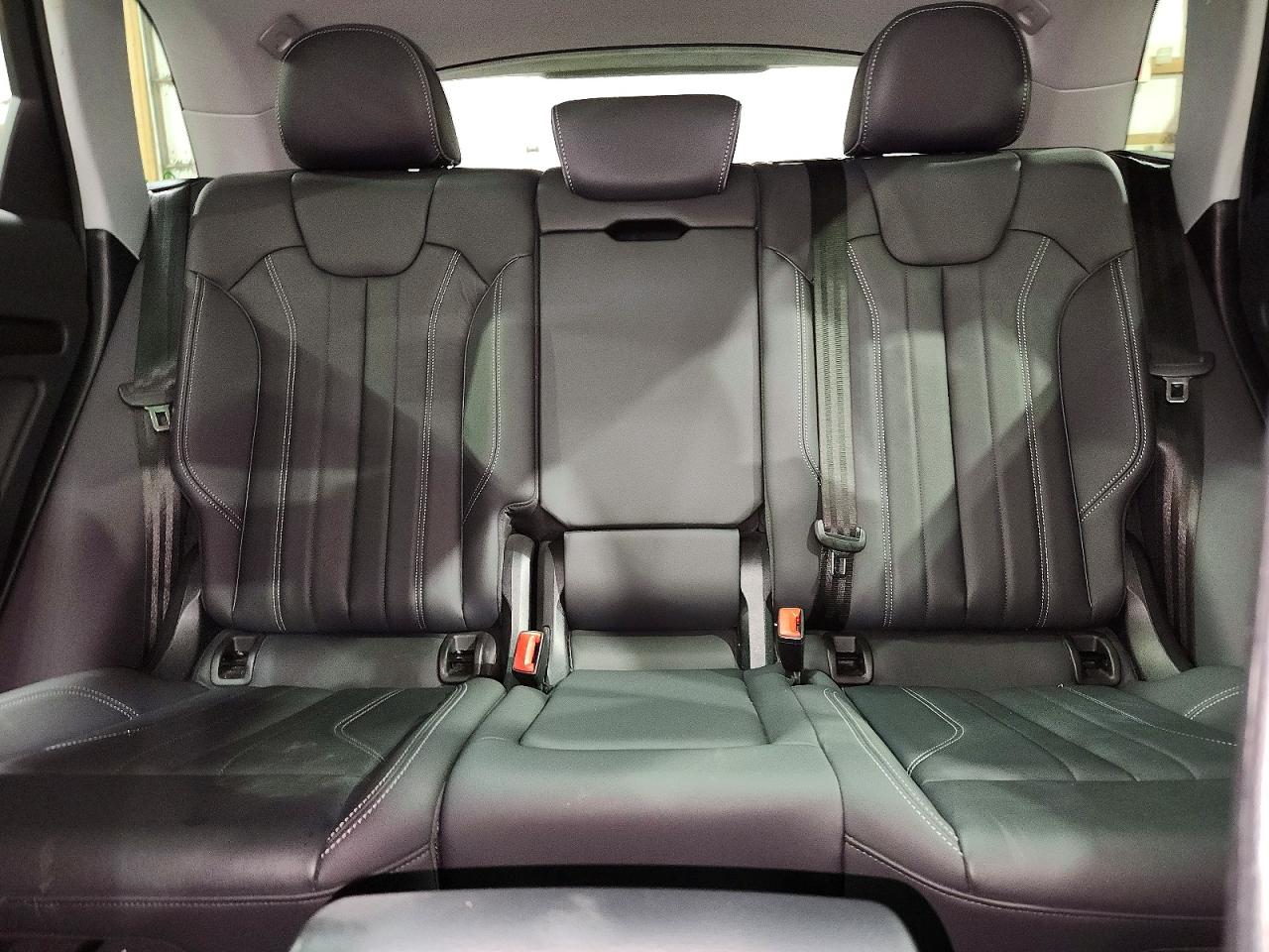 Audi Q5 Premium Plus 45