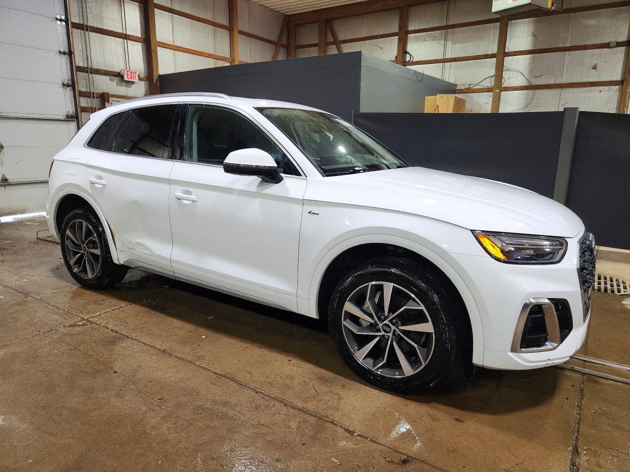 Audi Q5 Premium Plus 45
