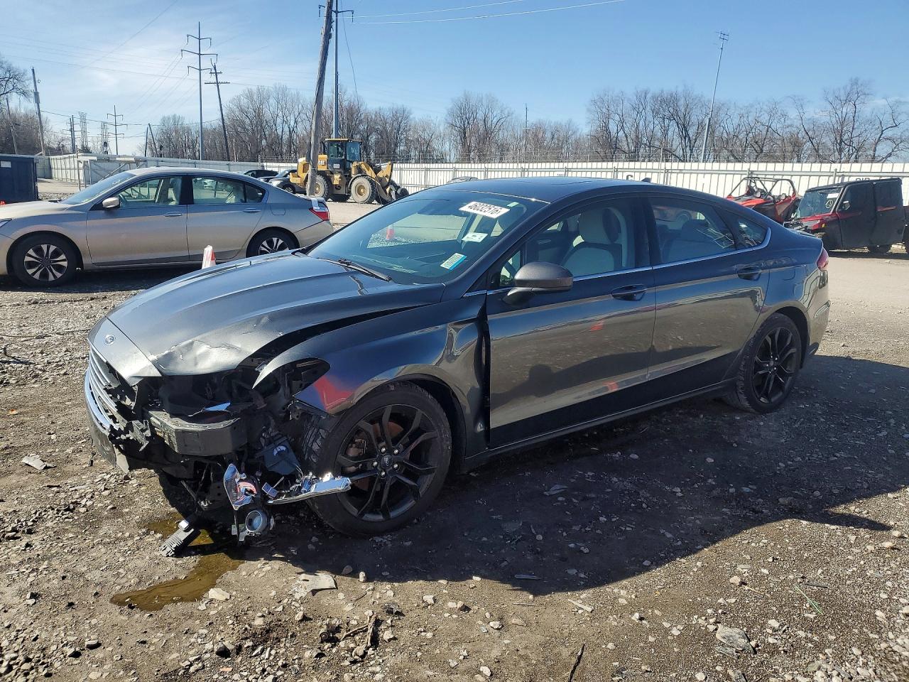Salvage Ford Fusion Image