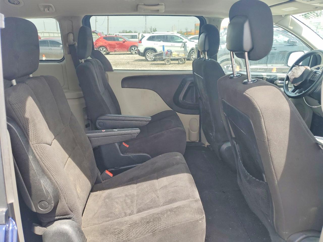 Dodge Caravan Sxt