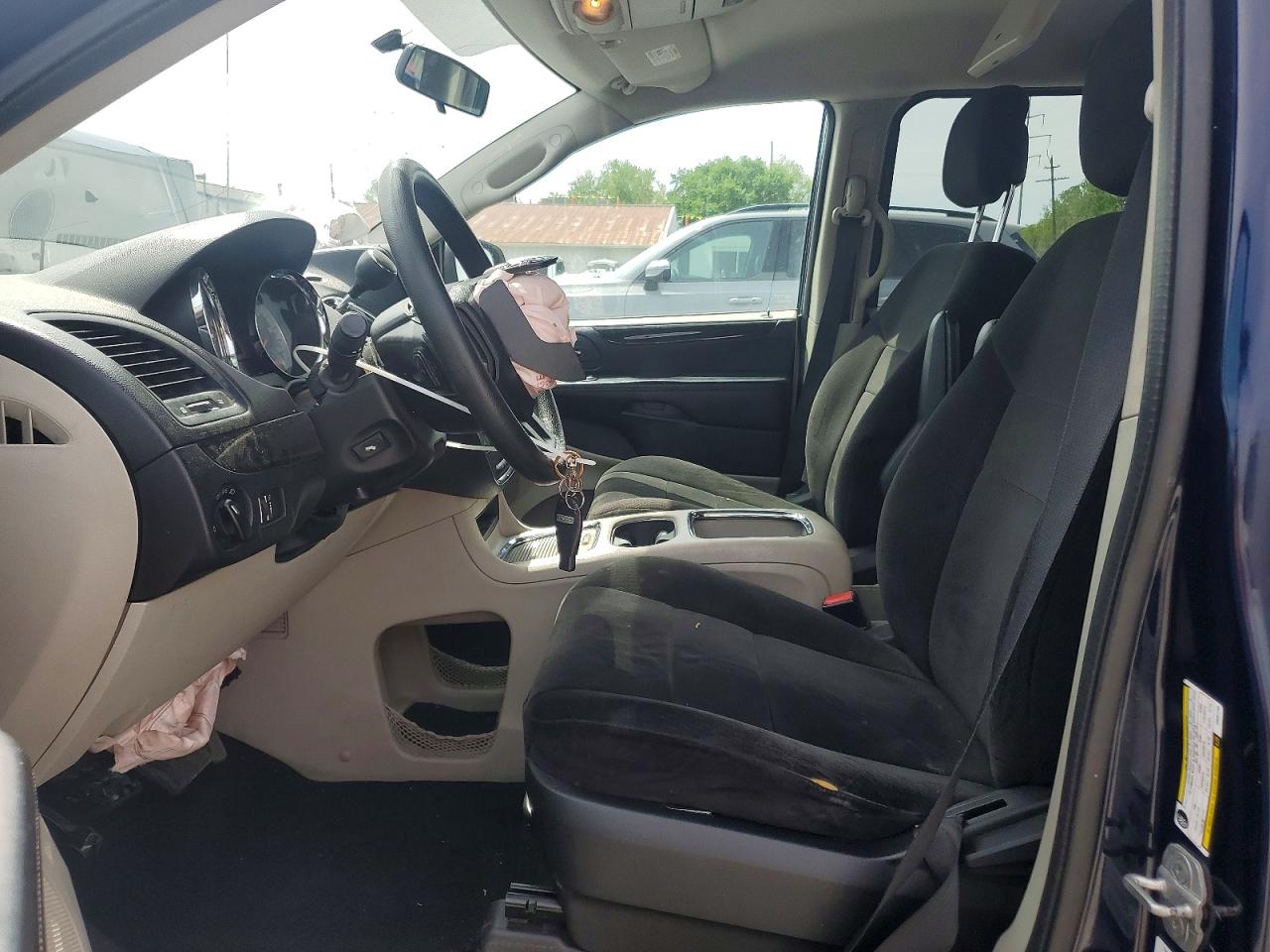 Dodge Caravan Sxt
