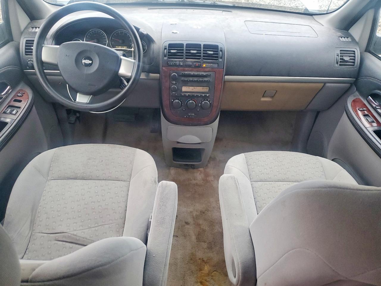 Chevrolet Uplander Ls