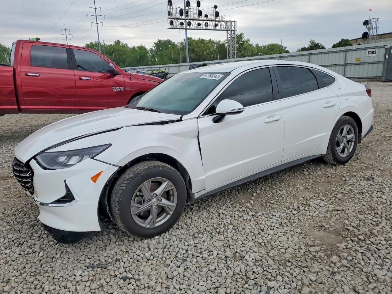 Salvage Hyundai SONATA Image