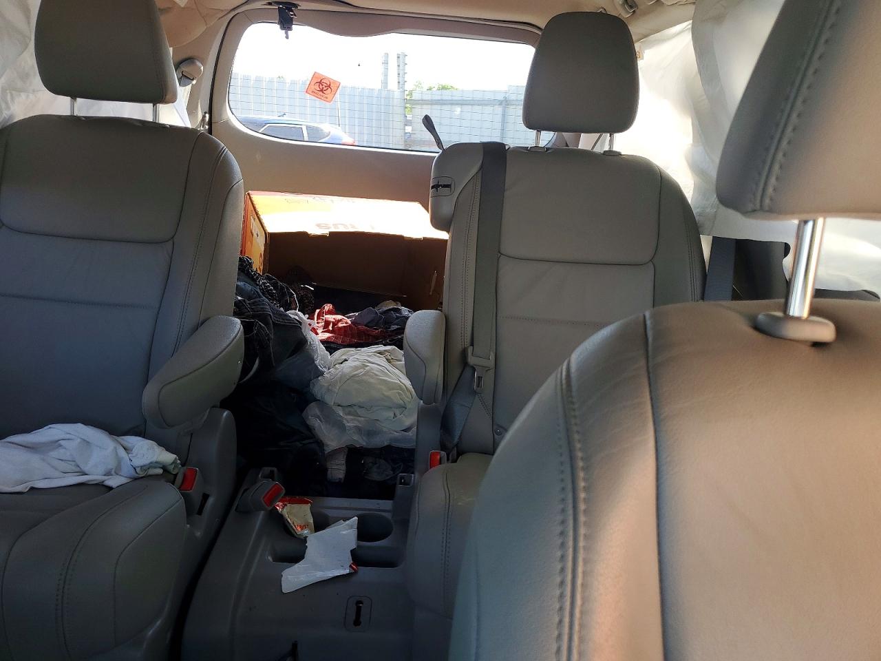 Toyota Sienna Xle 8-passenger