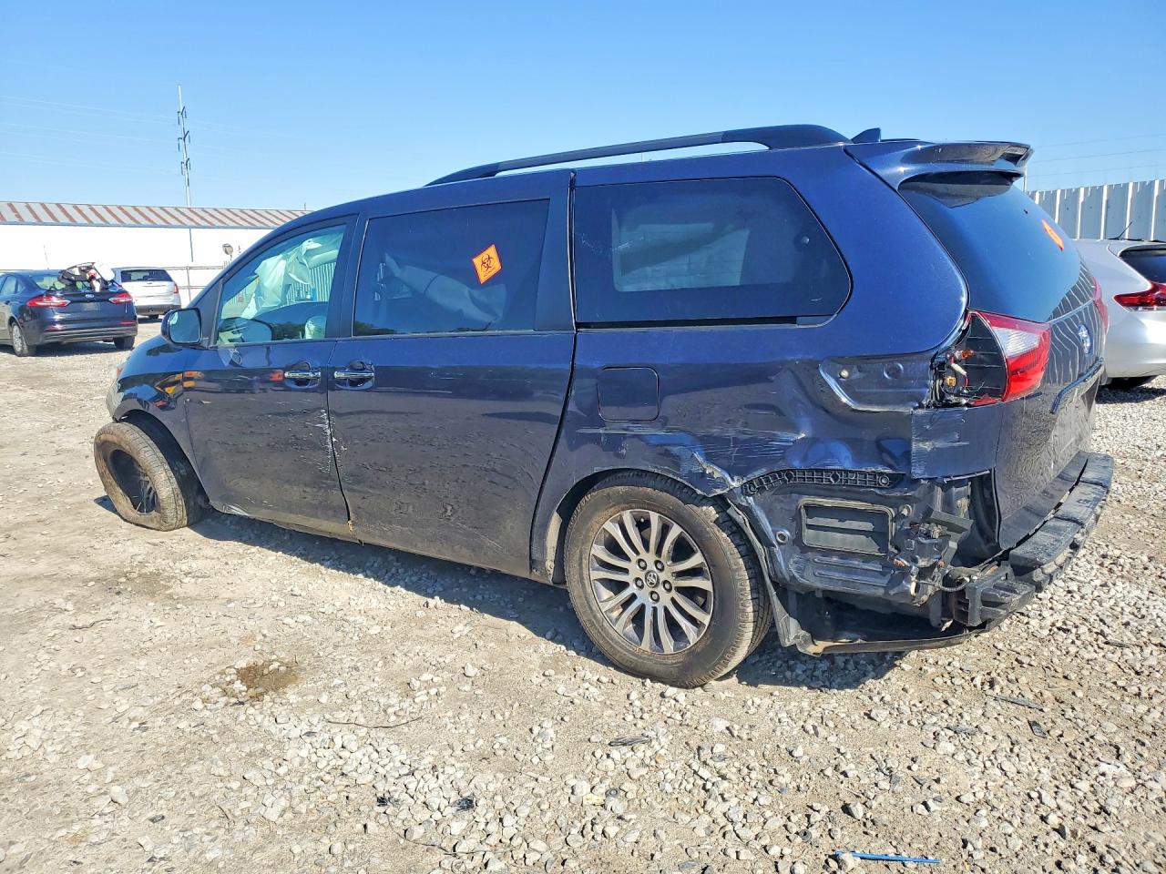 Toyota Sienna Xle 8-passenger