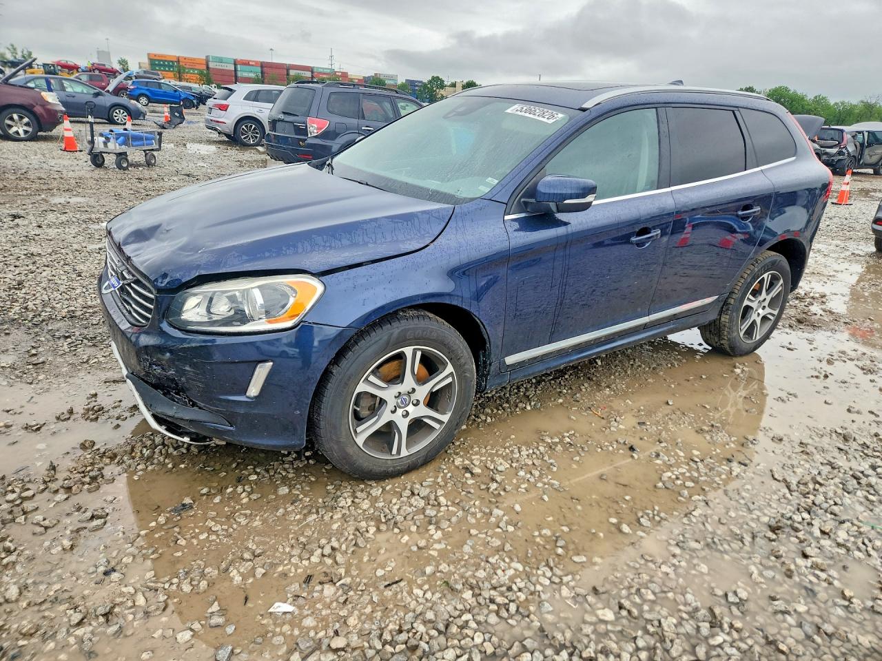 Salvage Volvo XC60 Image