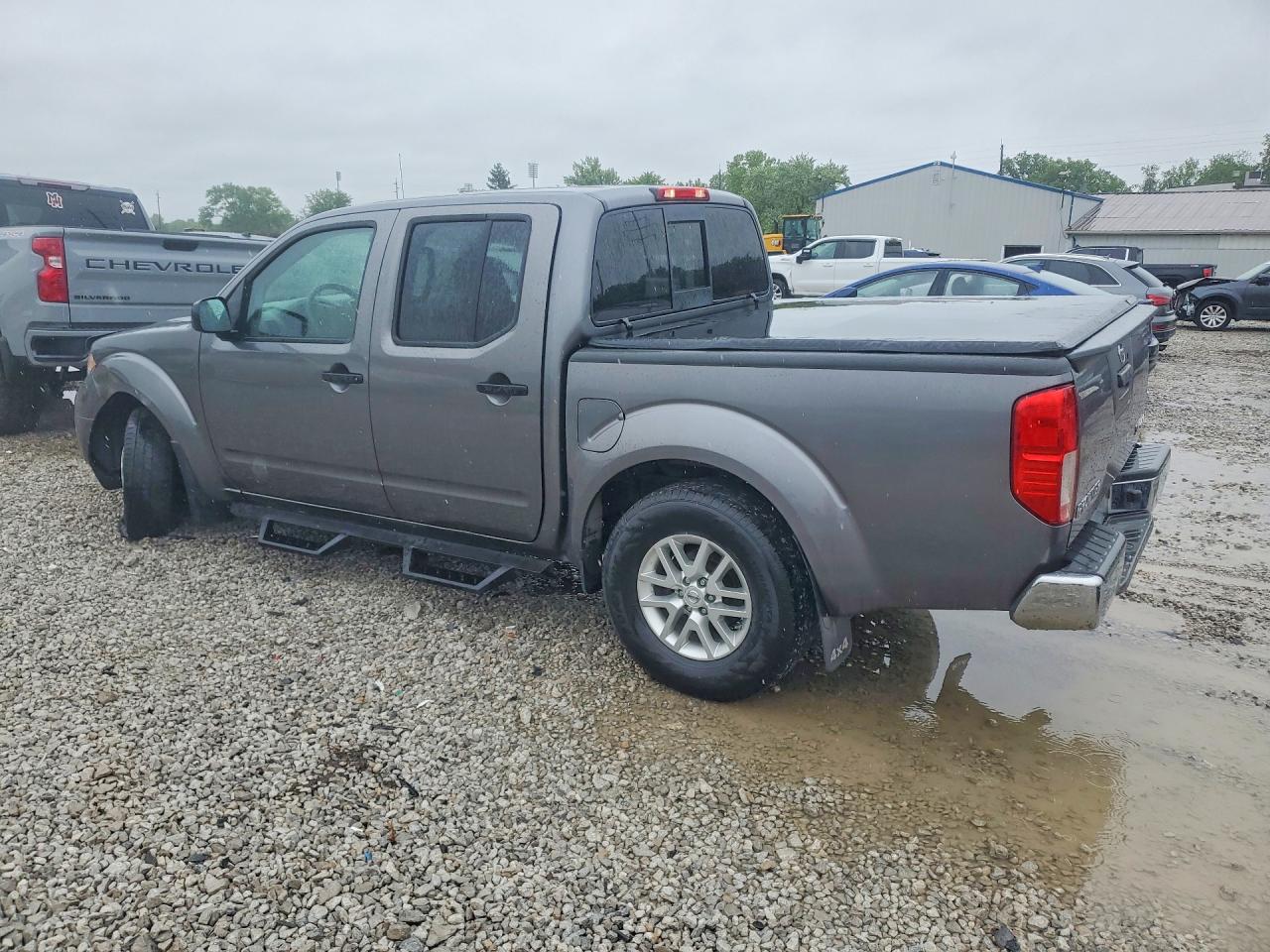 Nissan Frontier Sv
