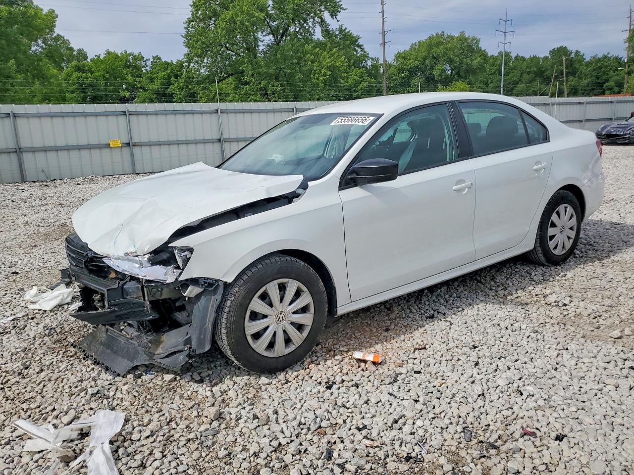 Salvage Volkswagen Jetta Image