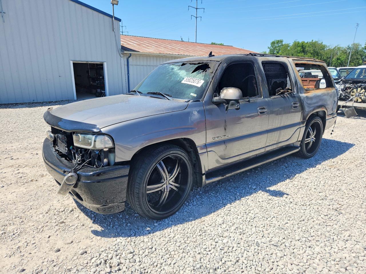 Salvage GMC Yukon Image