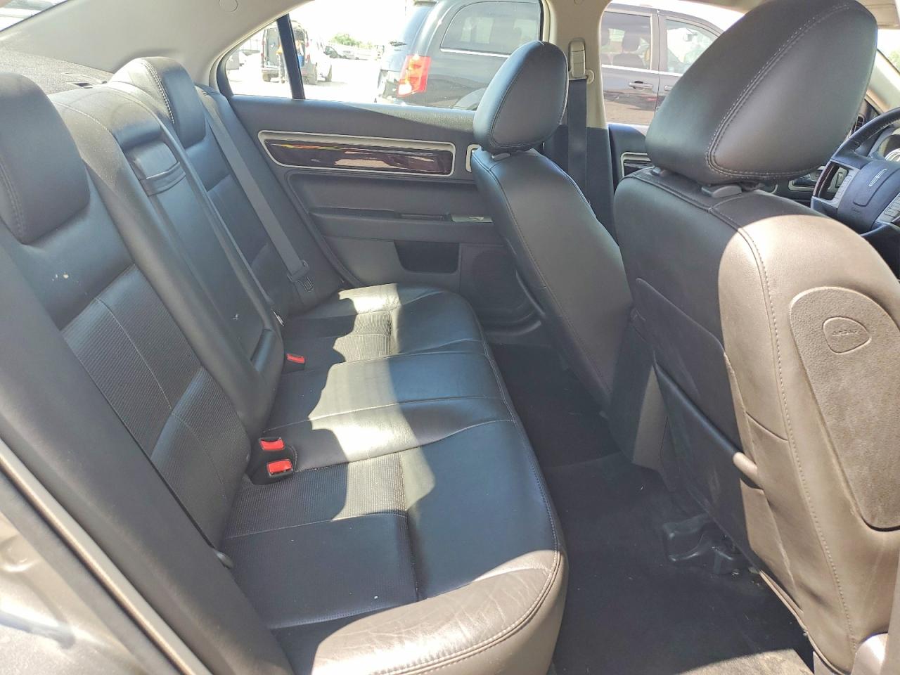 Lincoln MKZ