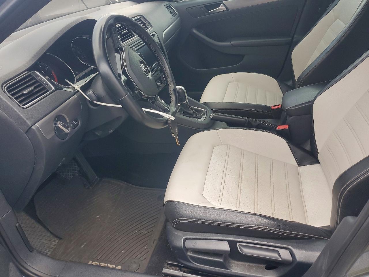 Volkswagen Jetta Sport