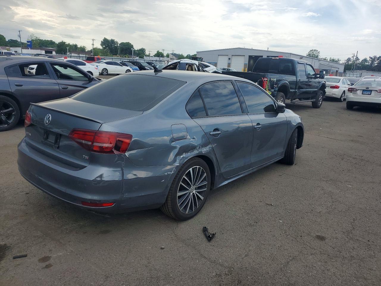 Volkswagen Jetta Sport