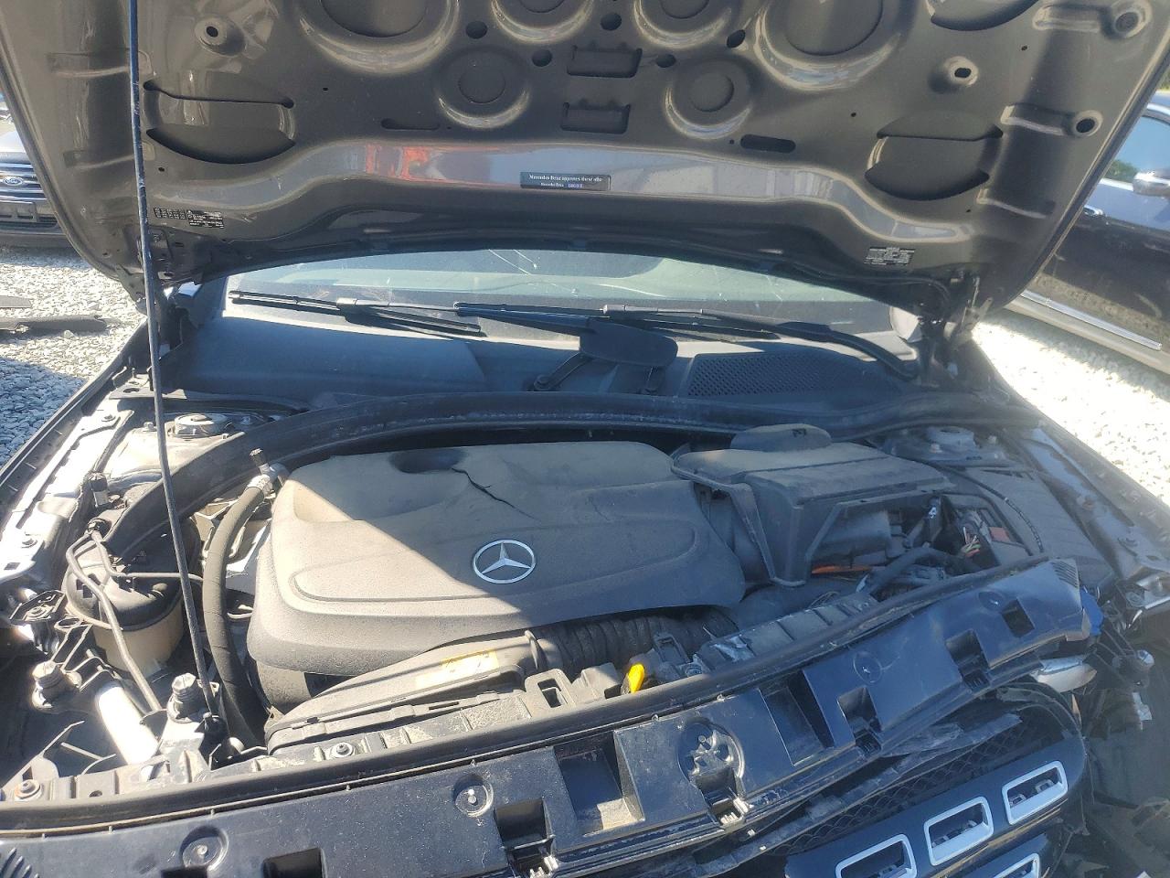 Mercedes-Benz GLA 250 4matic