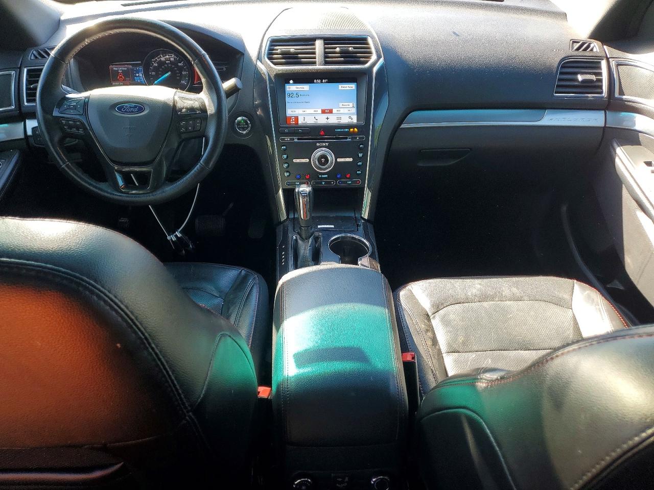 Ford Explorer Sport