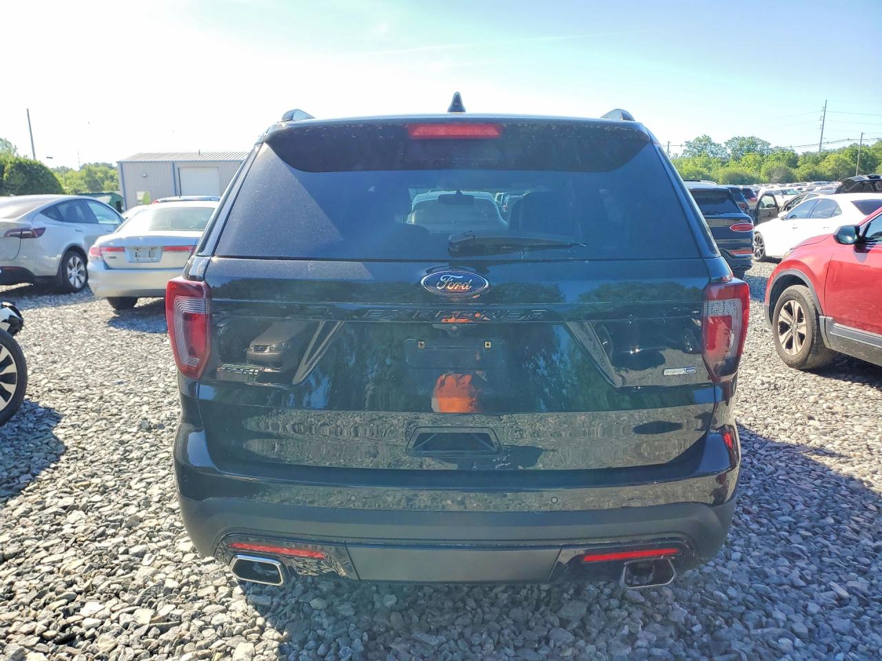 Ford Explorer Sport