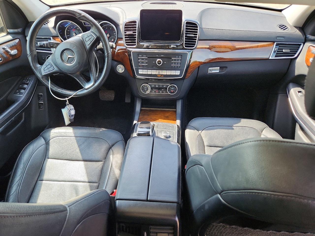 Mercedes-Benz Gls-class 550 4matic