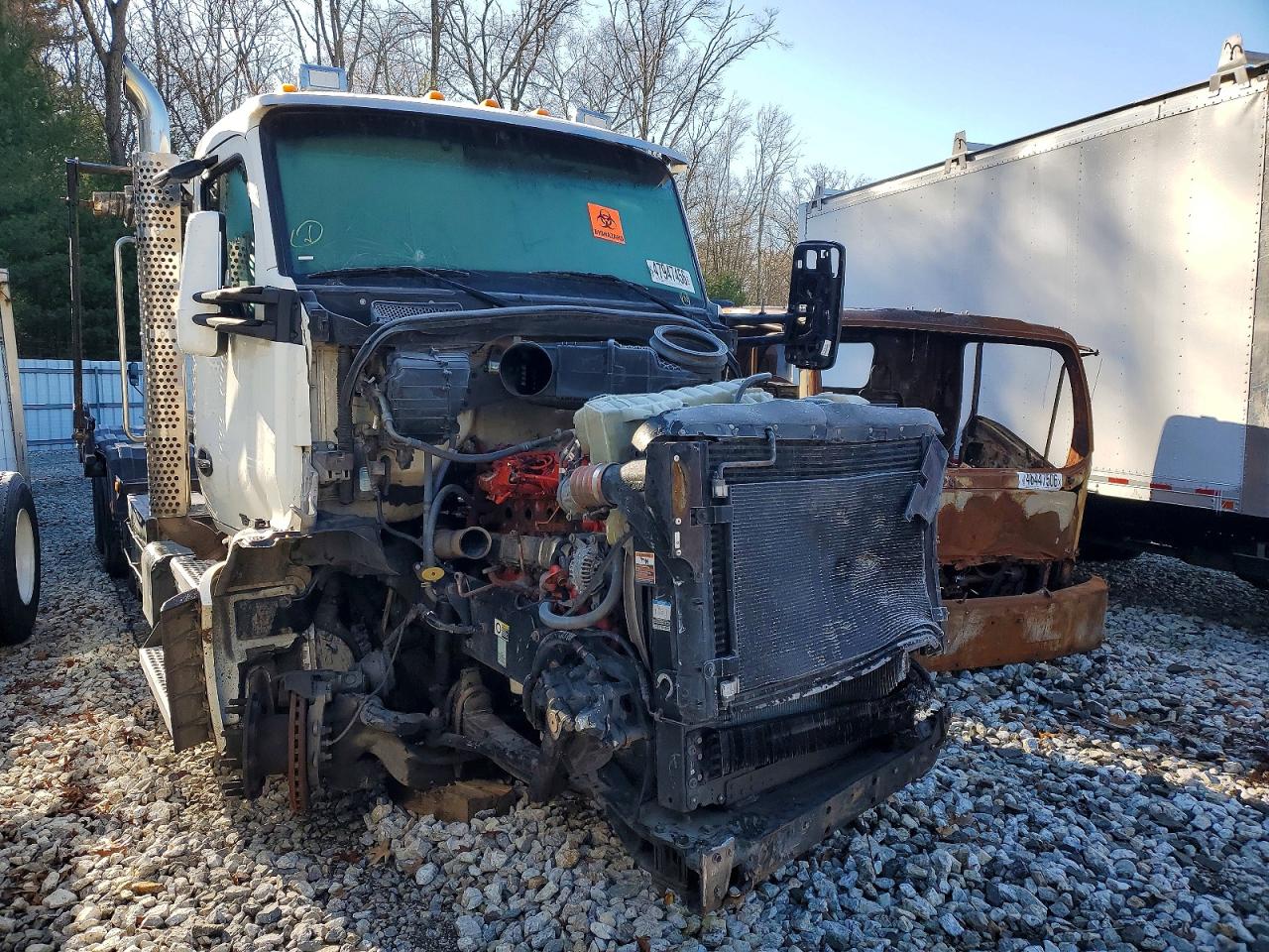 Salvage Kenworth Construction Image