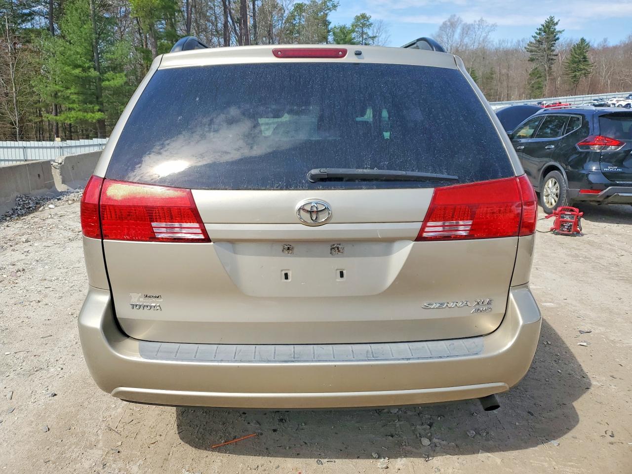 Toyota Sienna Xle 7 Passenger