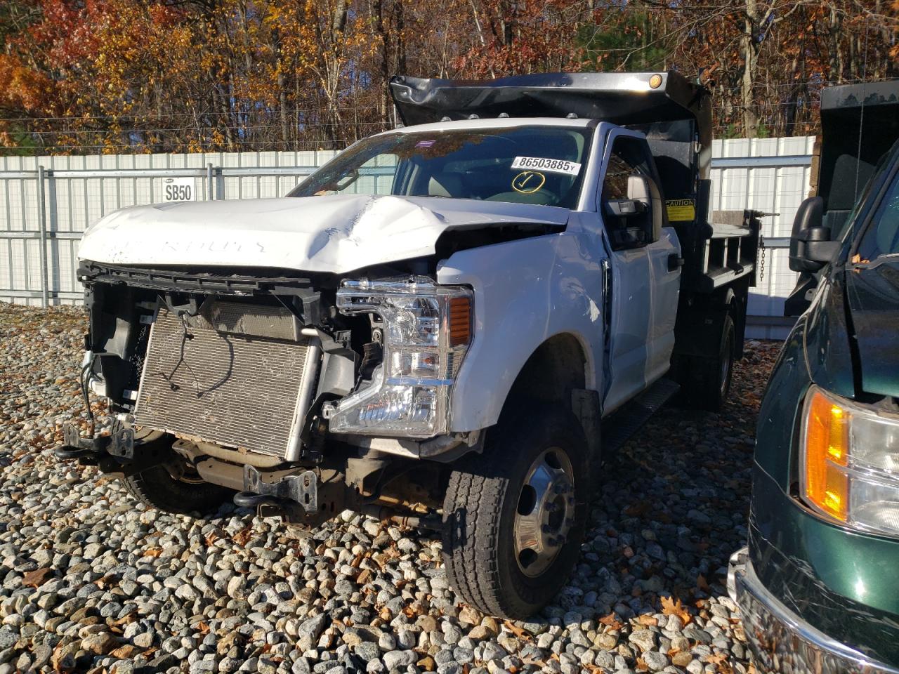 Salvage Ford F-350 Image