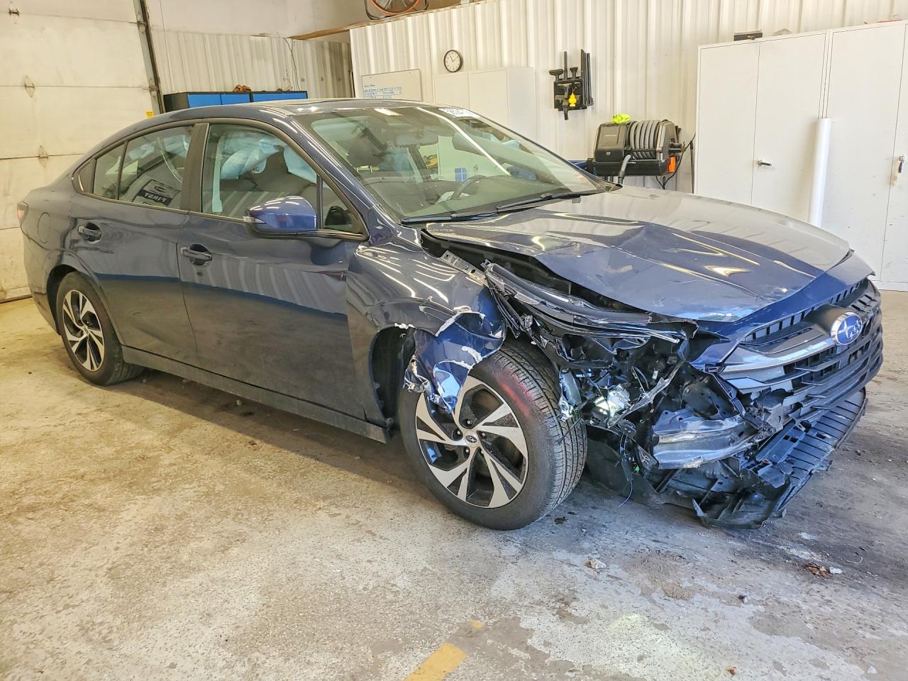 Subaru Legacy Premium