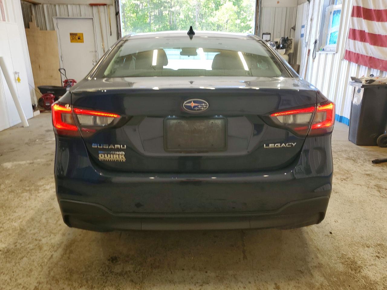 Subaru Legacy Premium