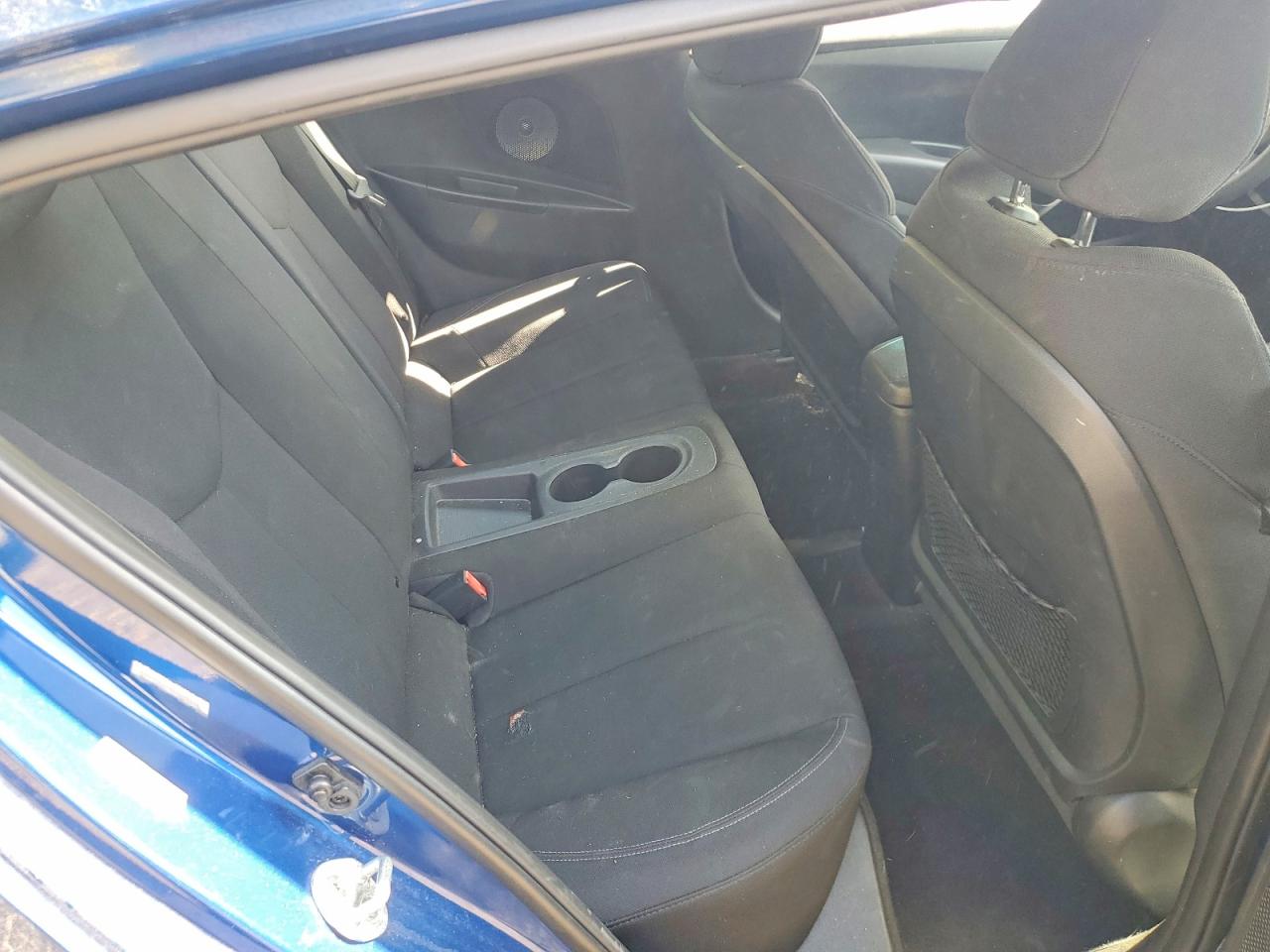 Hyundai VELOSTER Base