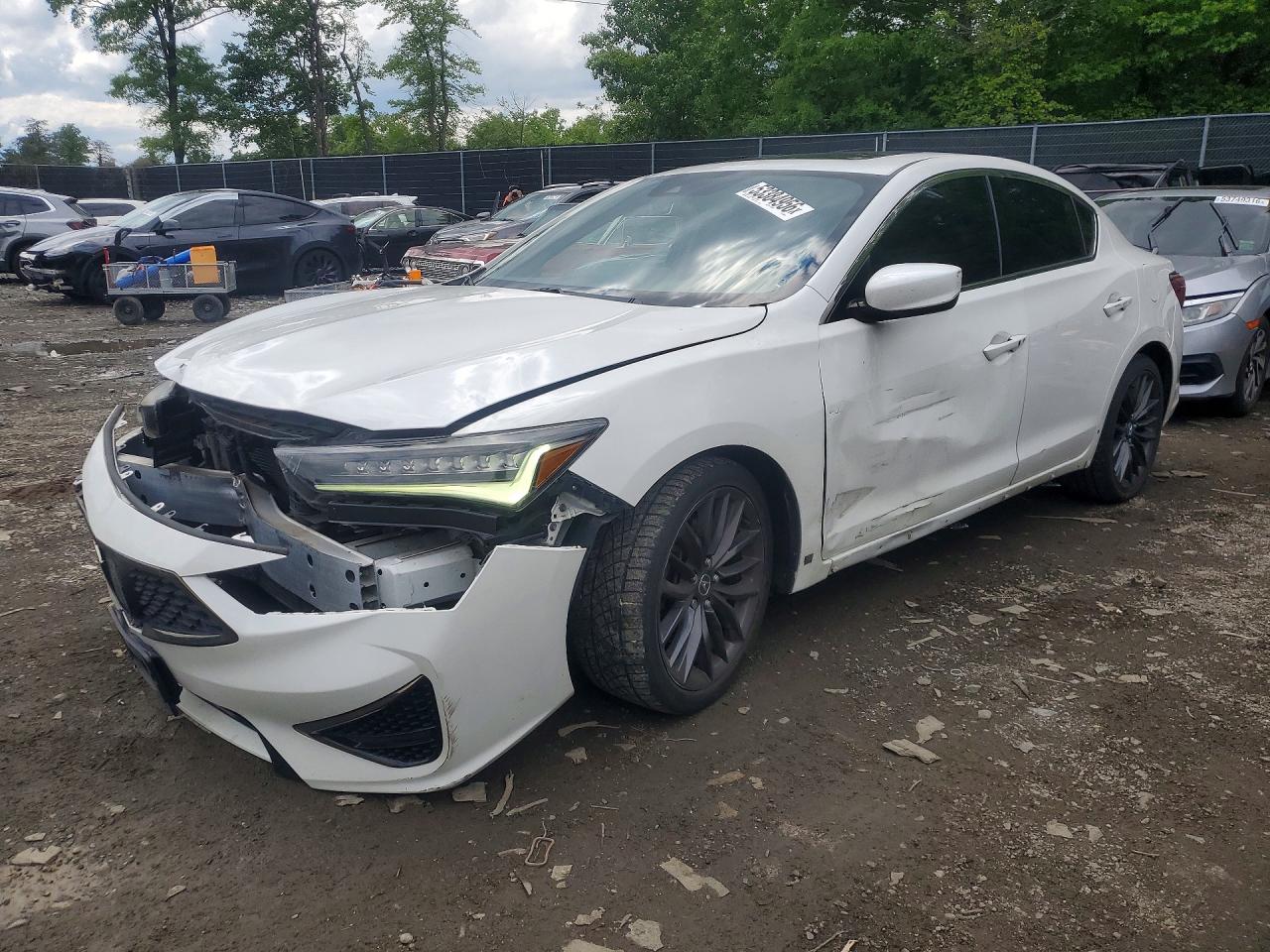 Salvage Acura ILX Image