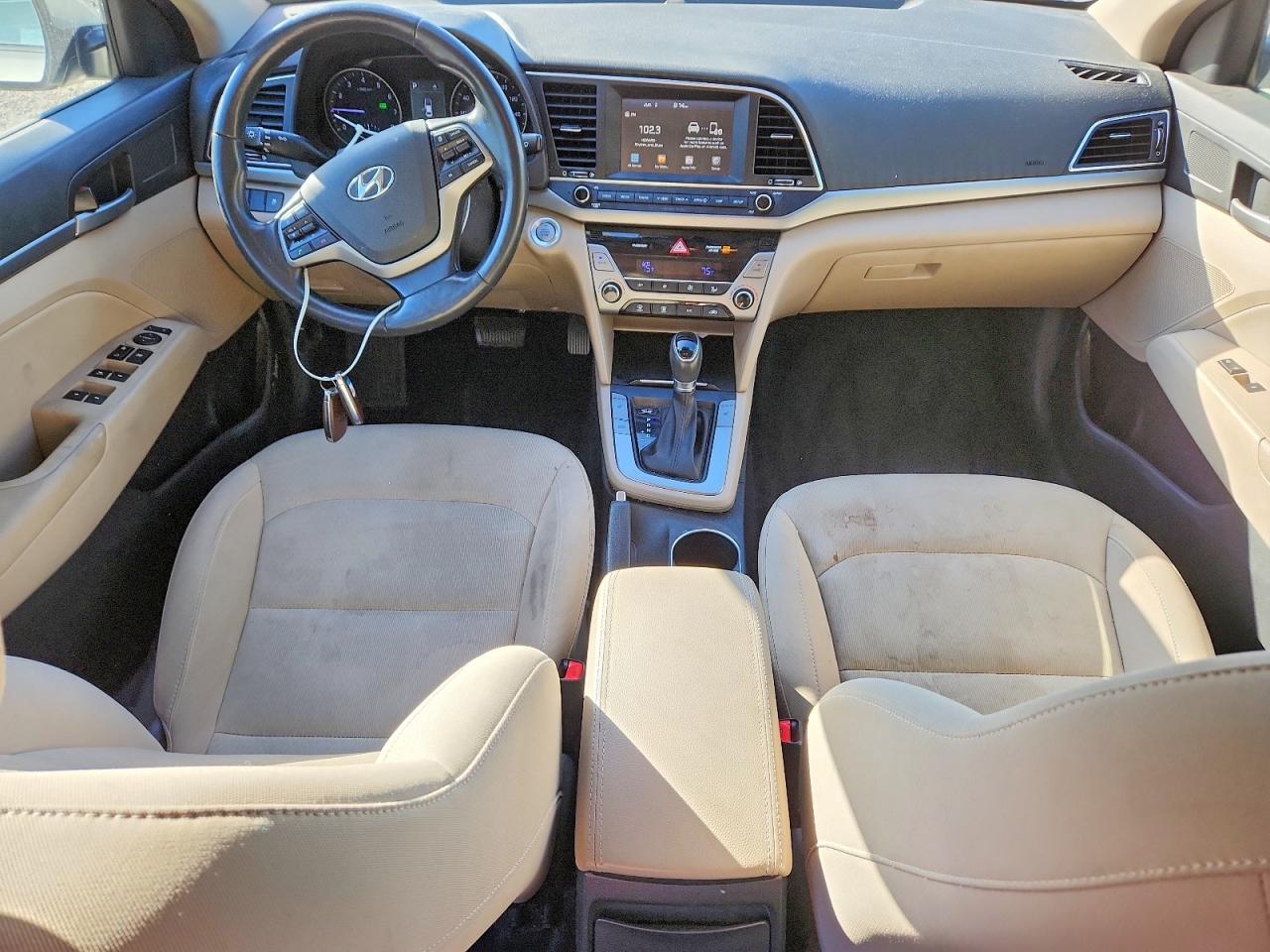 Hyundai ELANTRA Value Edition