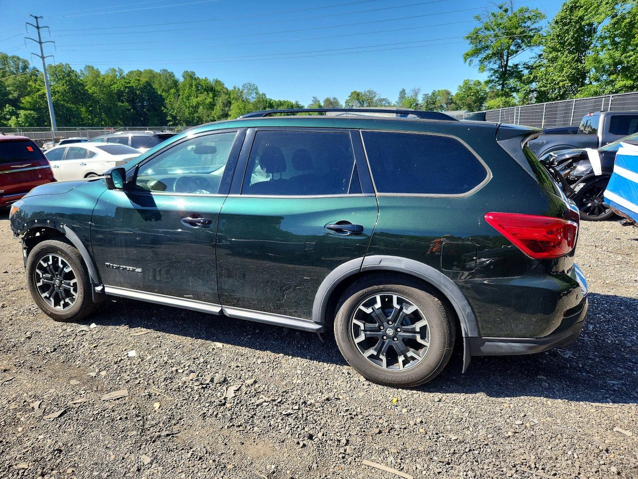 Nissan Pathfinder Sl