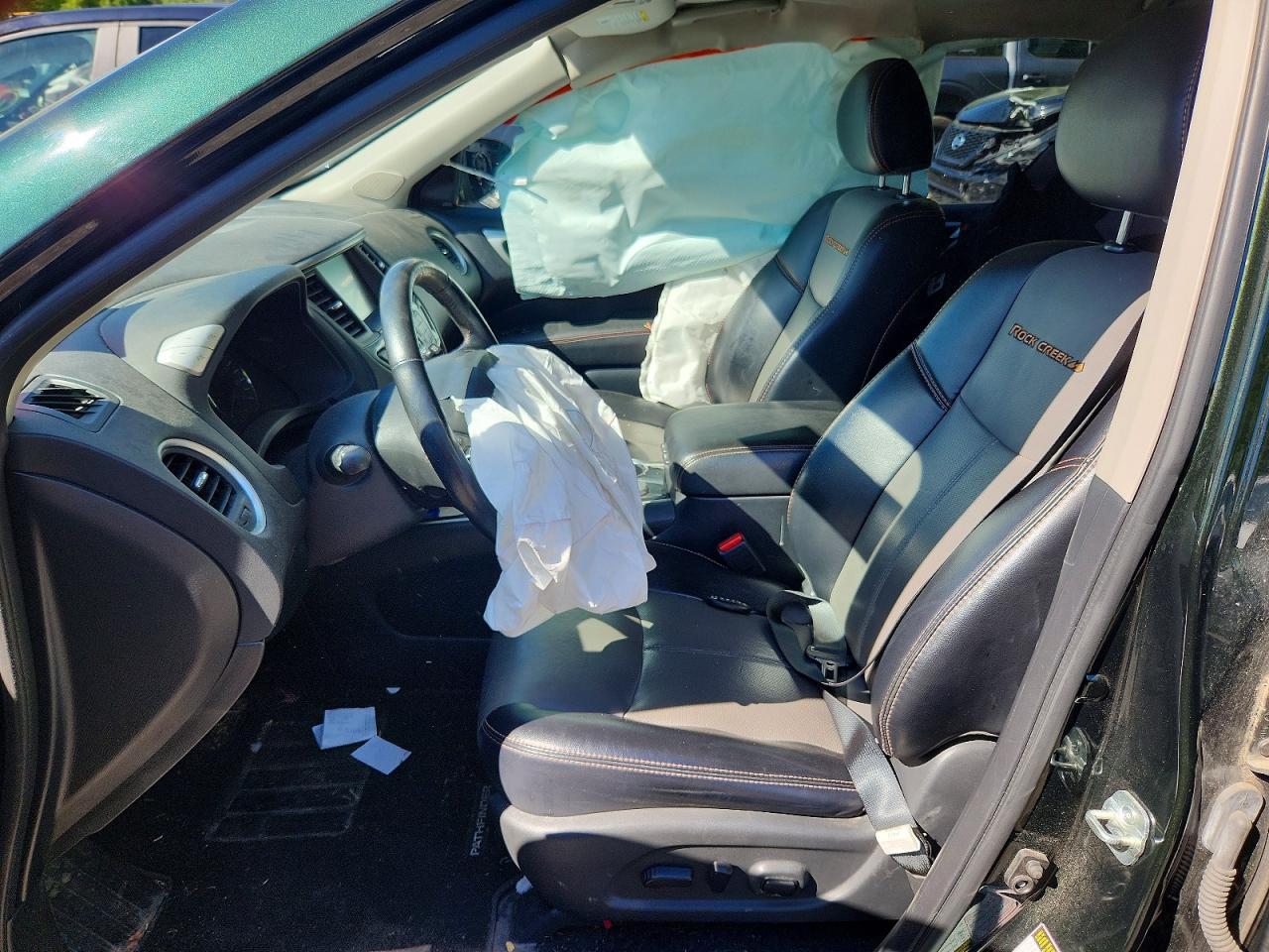 Nissan Pathfinder Sl