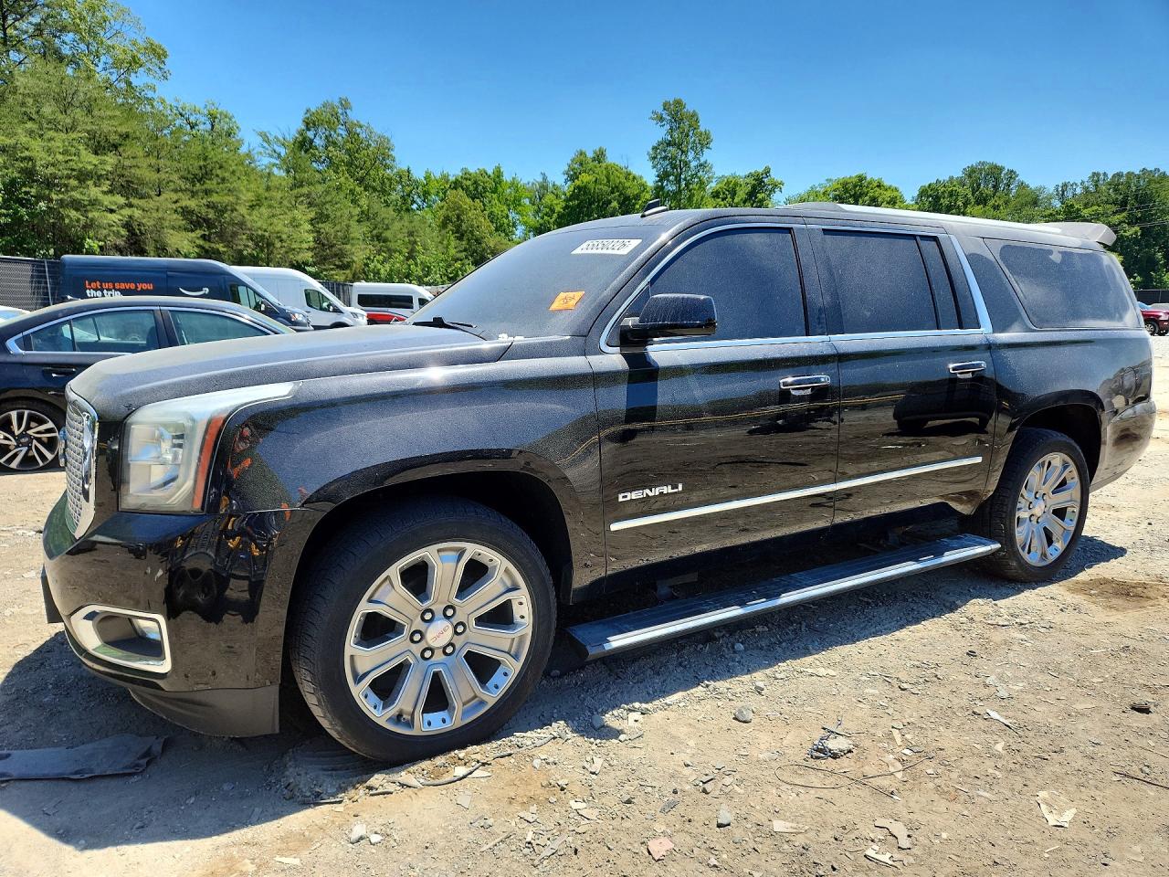 Salvage GMC Yukon Image