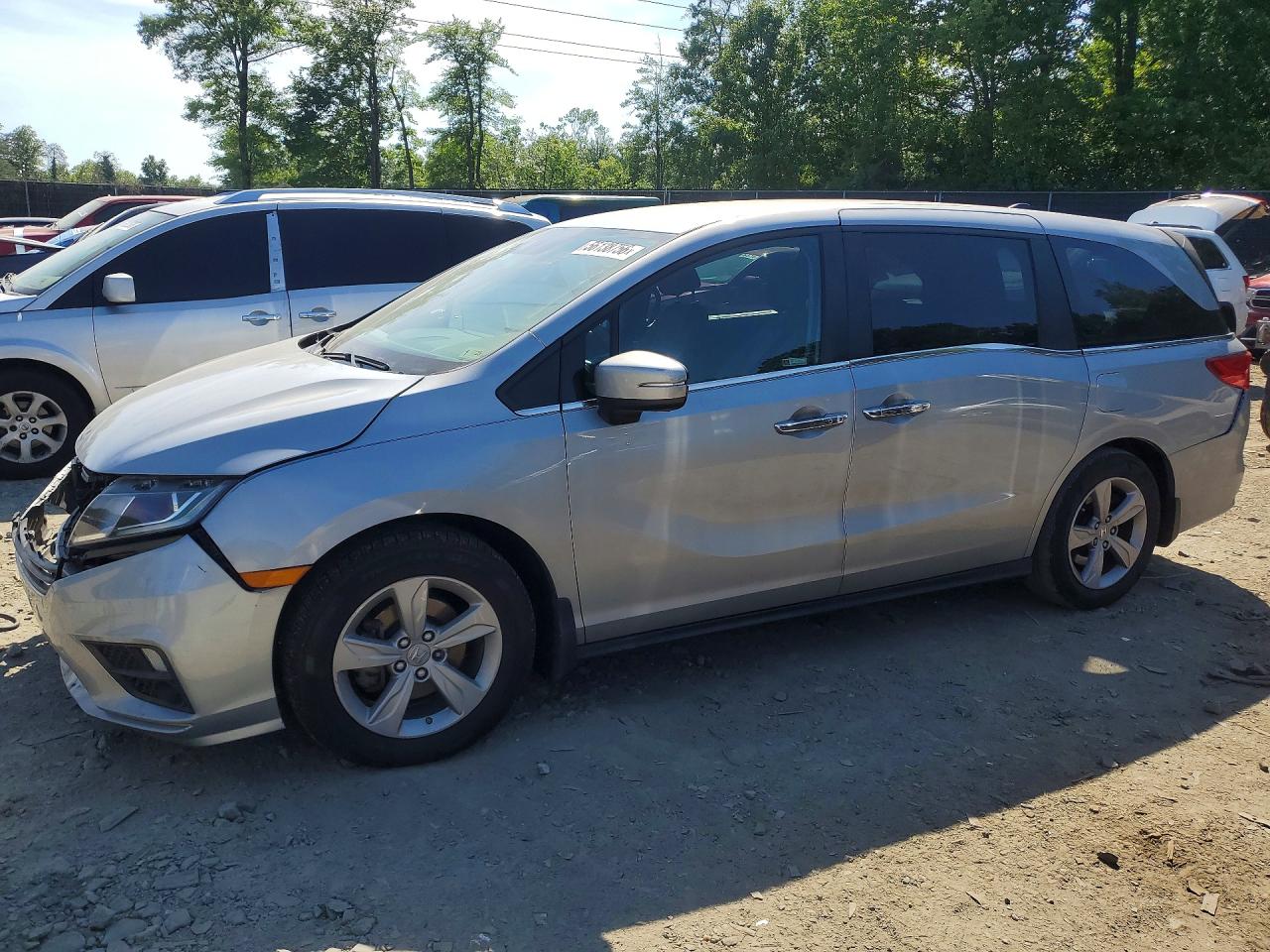 Salvage Honda Odyssey Image