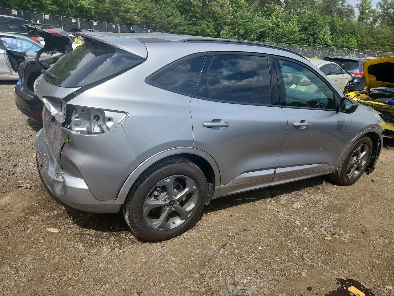 Ford Escape St Line