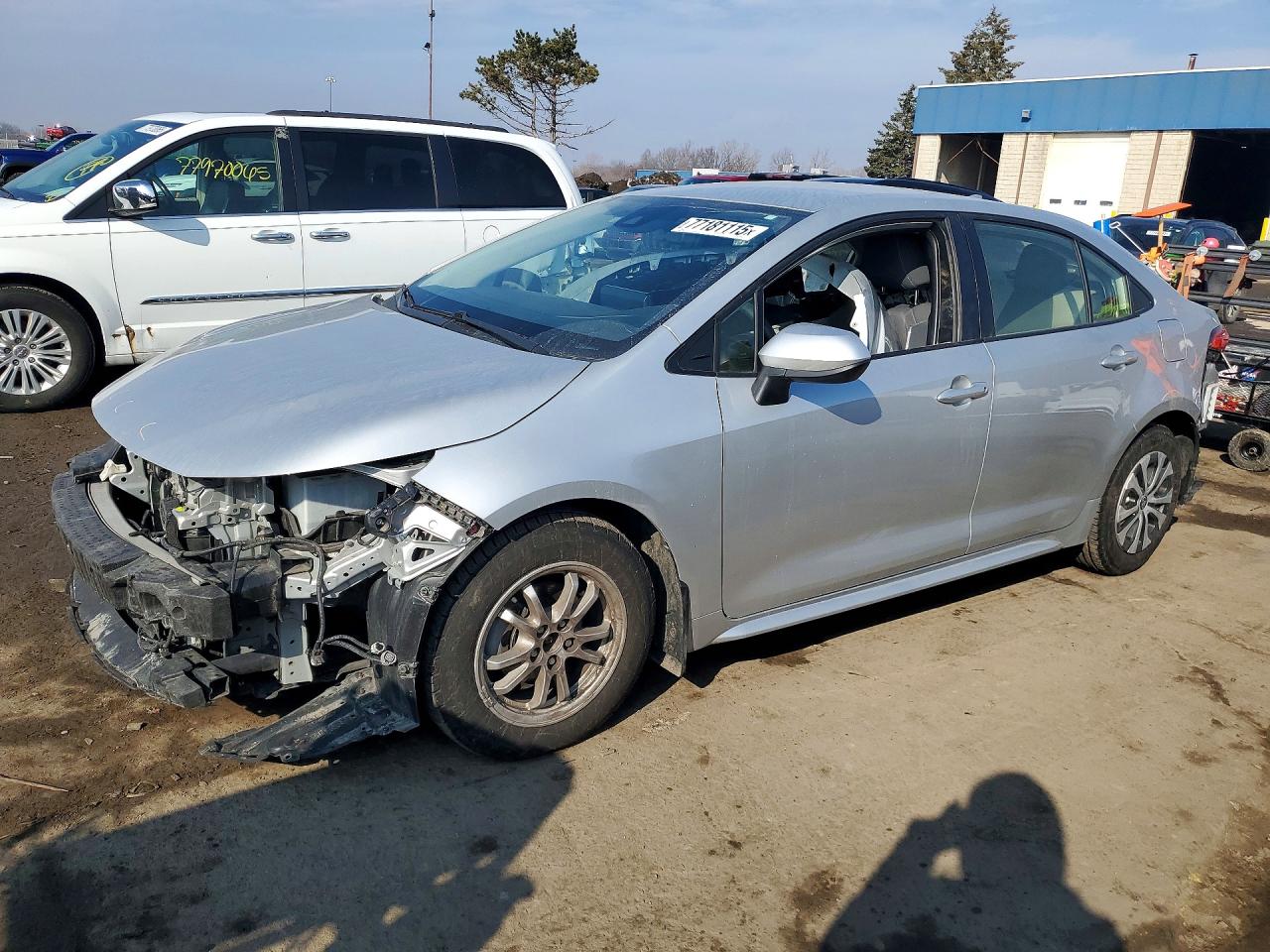 Salvage Toyota Corolla Image