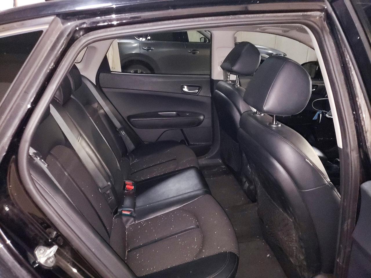 Kia Optima S